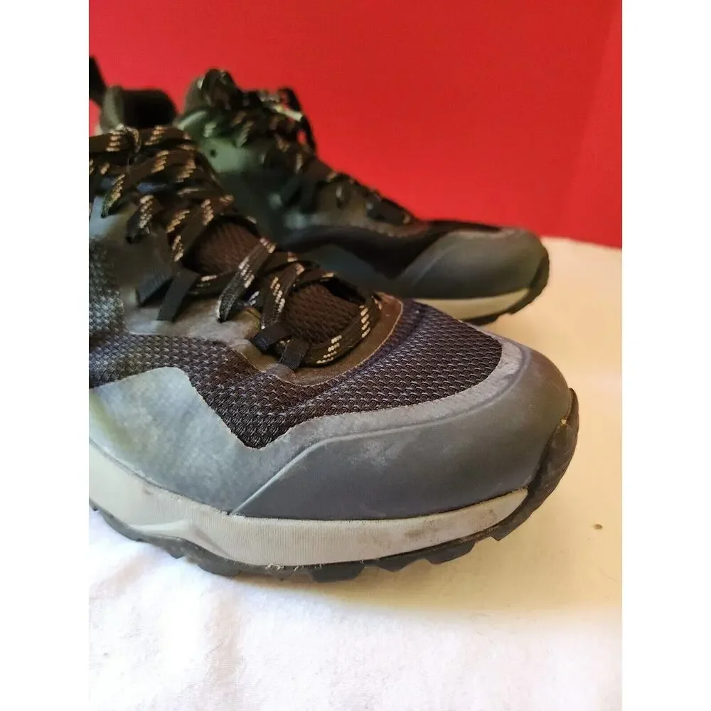 North Face Men's 9.5 Black And Gray Shoes trail